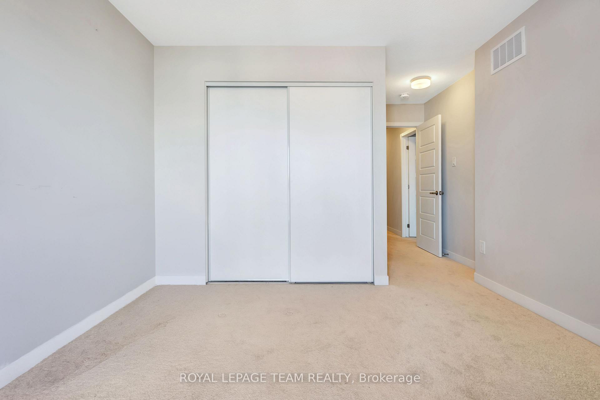Photo 15 of 204 Lillian Freiman Private, Ottawa, Barrhaven - Half Moon Bay — HOMEH