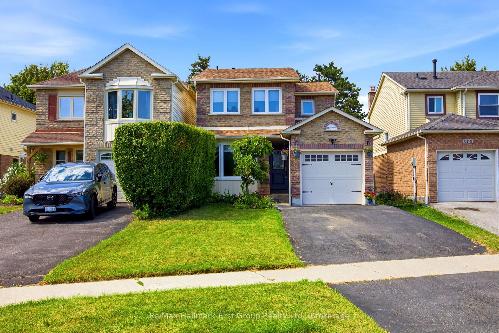 Photo 7 of 868 White Ash Drive, Whitby, Williamsburg — HOMEH