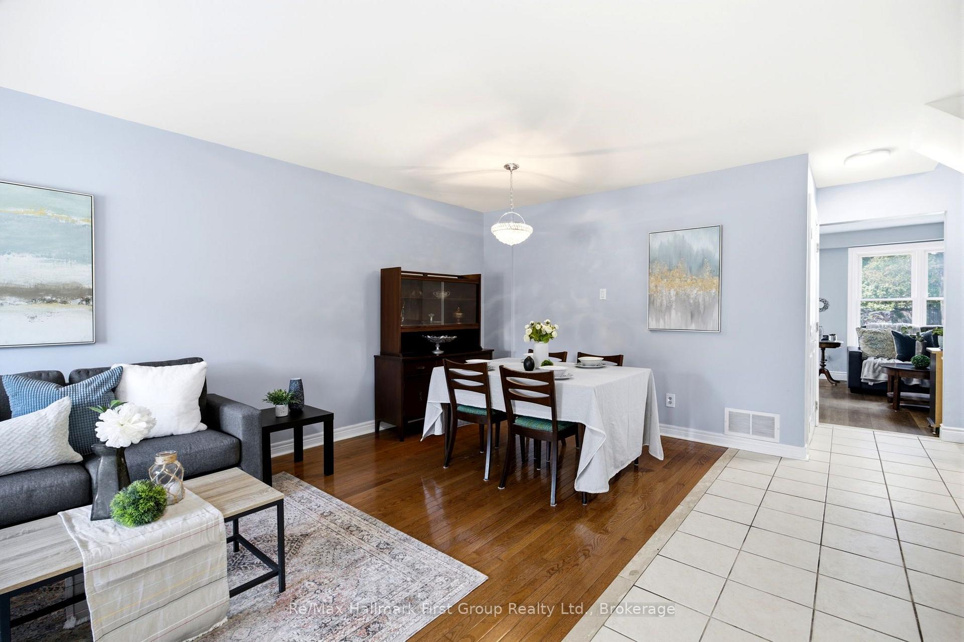 Photo 11 of 868 White Ash Drive, Whitby, Williamsburg — HOMEH