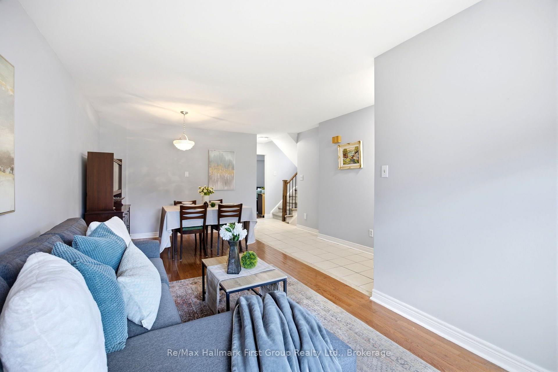 Photo 13 of 868 White Ash Drive, Whitby, Williamsburg — HOMEH