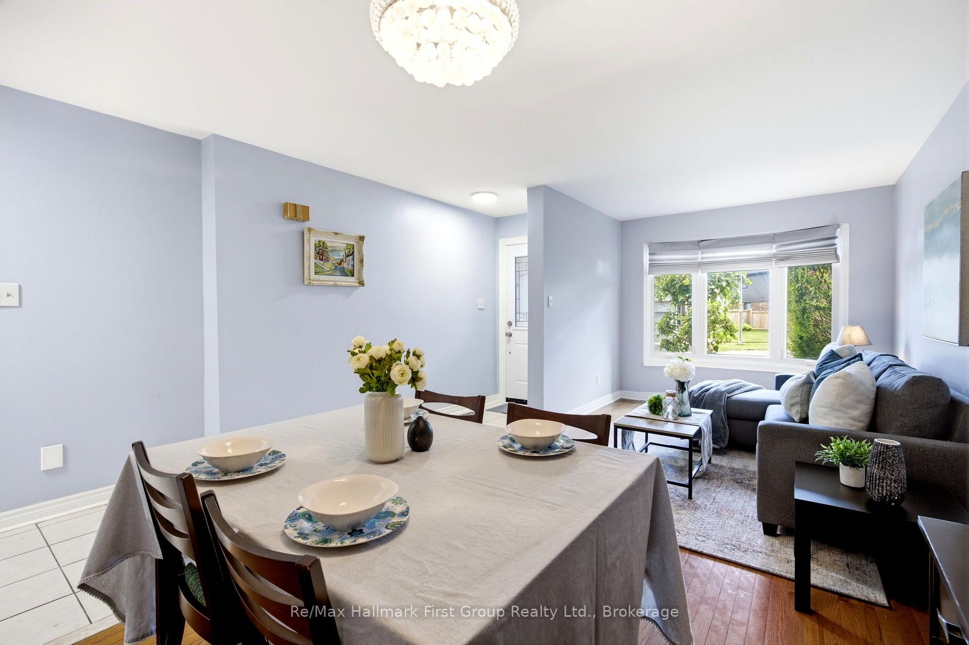 Photo 16 of 868 White Ash Drive, Whitby, Williamsburg — HOMEH