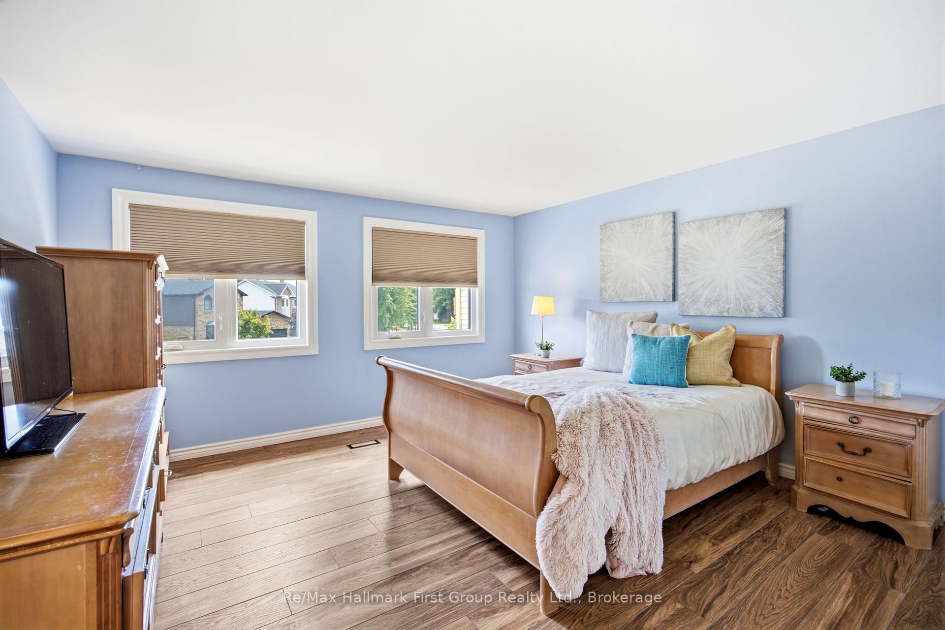 Photo 30 of 868 White Ash Drive, Whitby, Williamsburg — HOMEH