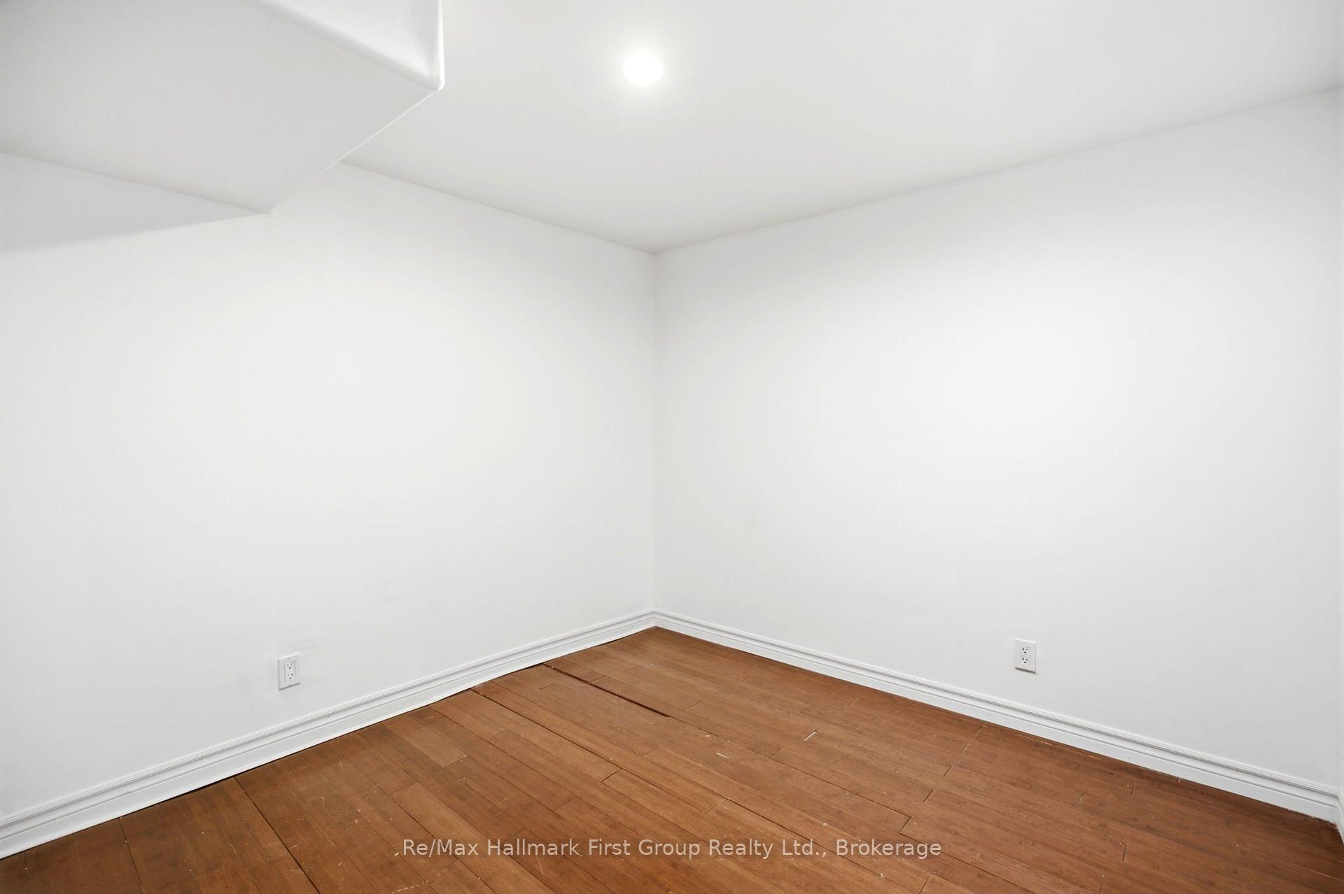 Photo 38 of 868 White Ash Drive, Whitby, Williamsburg — HOMEH