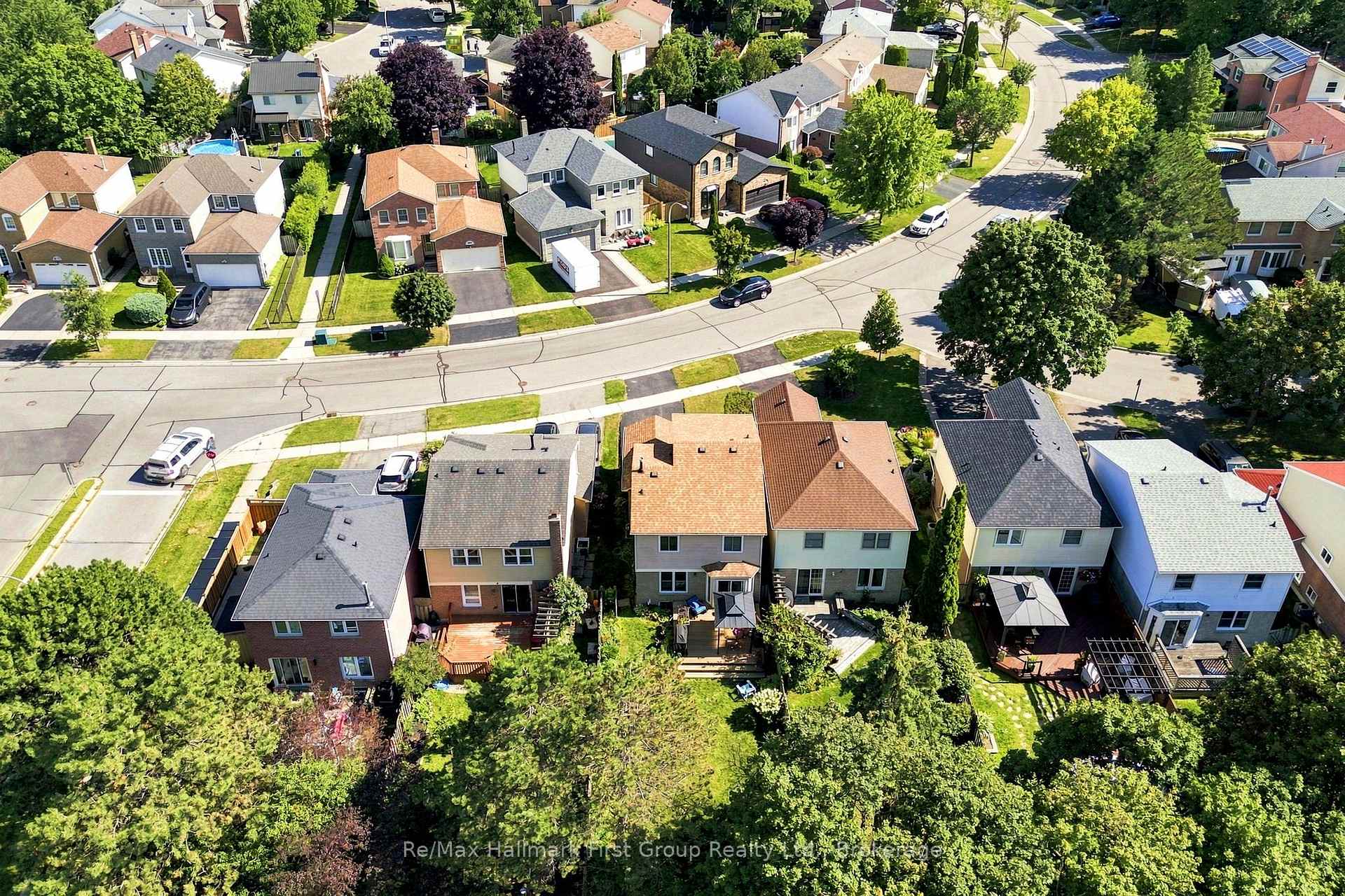 Photo 44 of 868 White Ash Drive, Whitby, Williamsburg — HOMEH