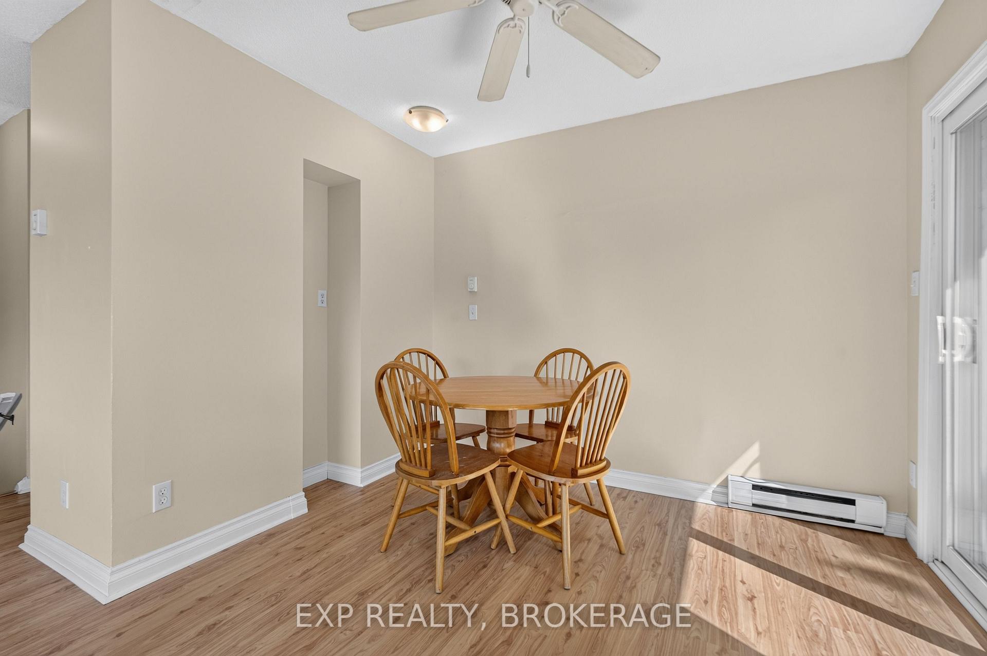 Photo 5 of 17 Shaw Street, Kingston, Rideau — HOMEH
