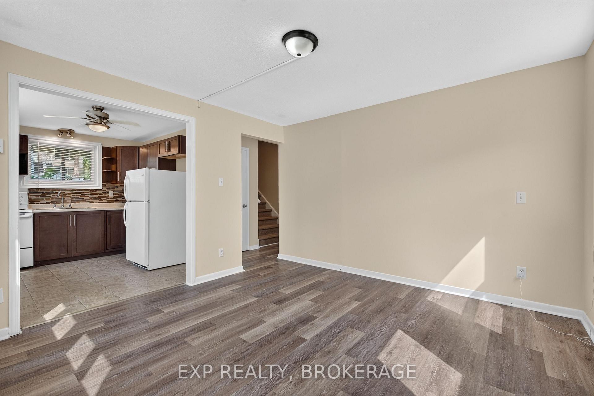 Photo 20 of 17 Shaw Street, Kingston, Rideau — HOMEH