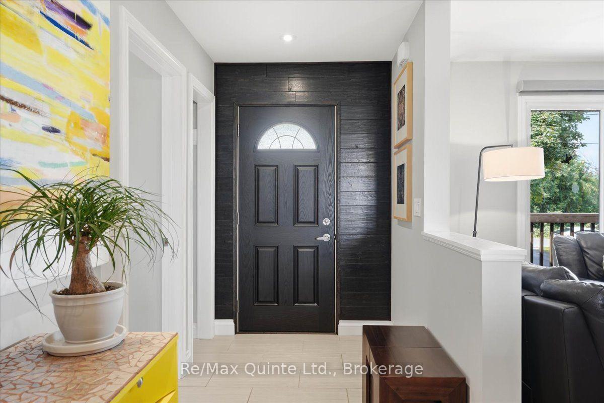 Photo 6 of 353 Lakeshore Road, Brighton, Rural Brighton — HOMEH