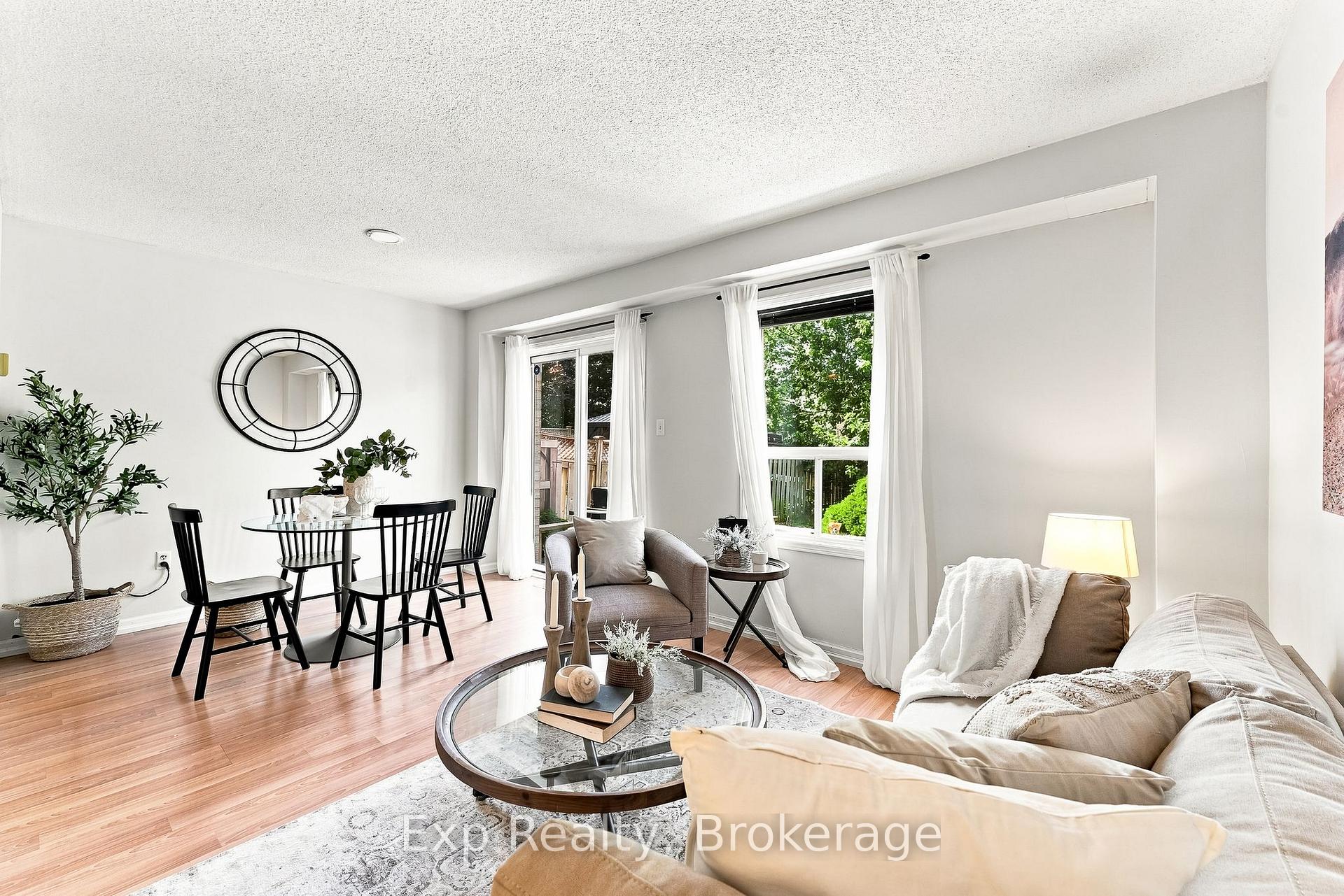 Photo 6 of 81 Somerscales Drive, Clarington, Bowmanville — HOMEH