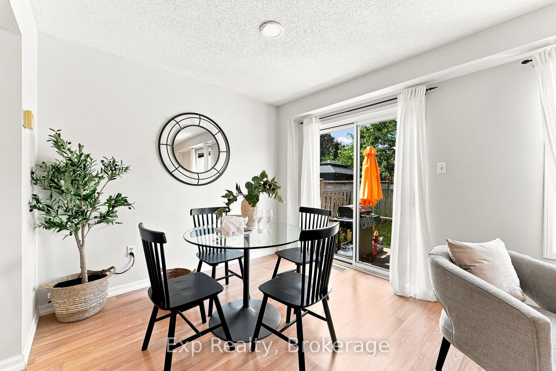 Photo 8 of 81 Somerscales Drive, Clarington, Bowmanville — HOMEH