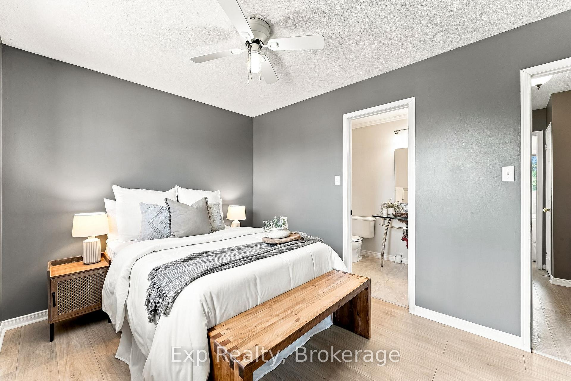 Photo 16 of 81 Somerscales Drive, Clarington, Bowmanville — HOMEH