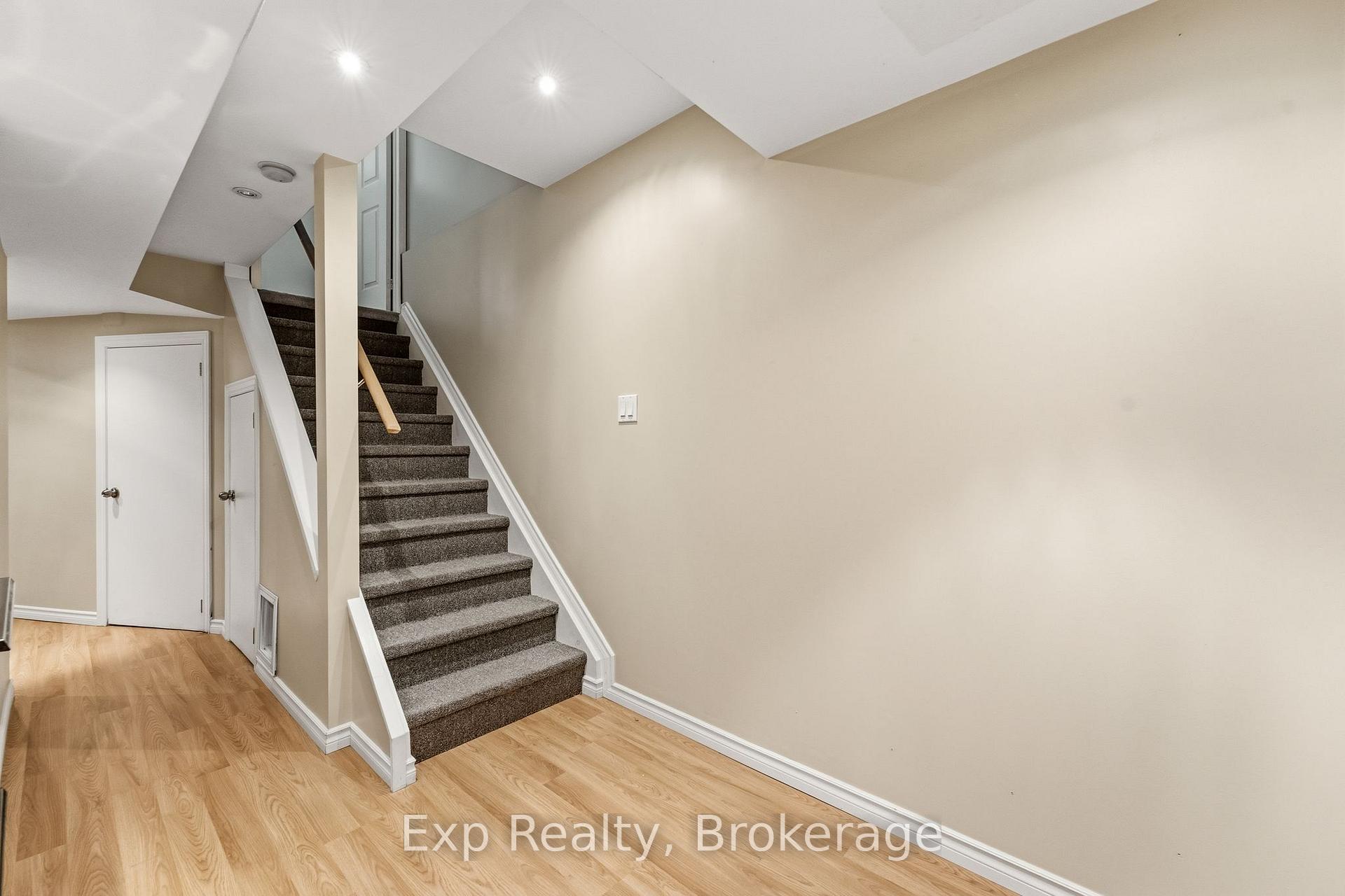 Photo 20 of 81 Somerscales Drive, Clarington, Bowmanville — HOMEH