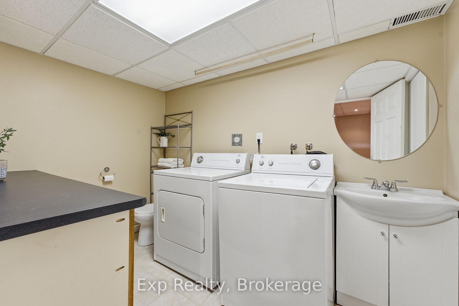 Photo 28 of 81 Somerscales Drive, Clarington, Bowmanville — HOMEH