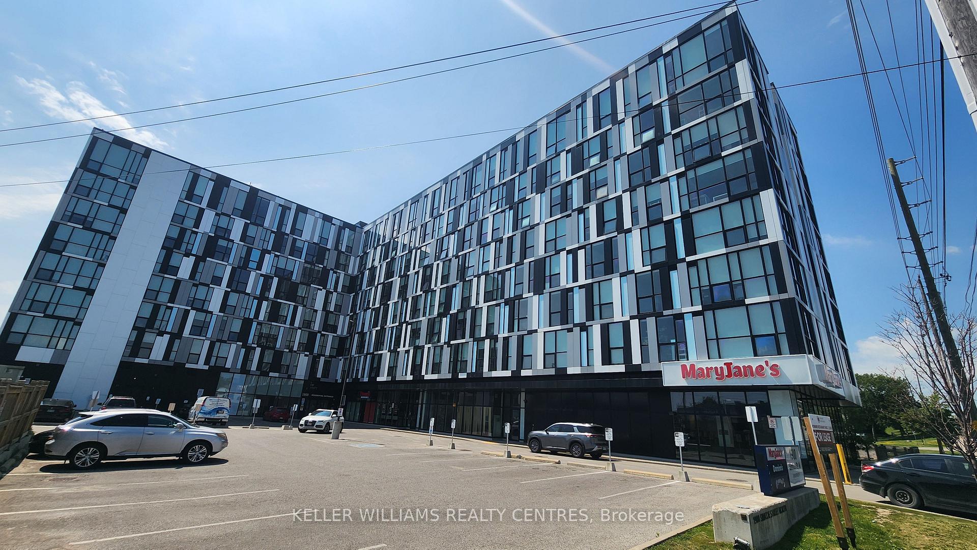 Photo of Unit 832, 1900 Simcoe Street N