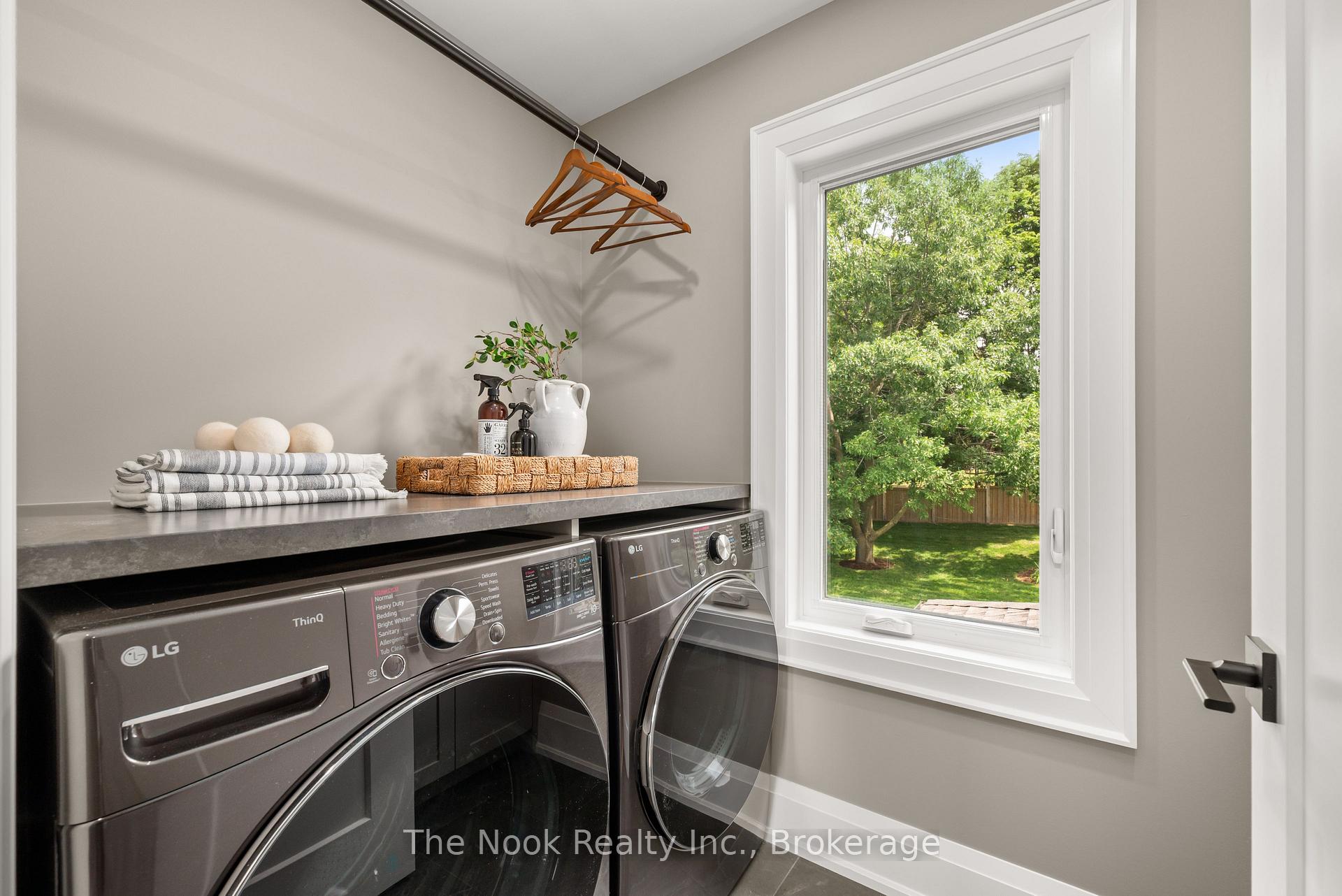 Photo 38 of 153 Elizabeth Crescent N, Whitby, Blue Grass Meadows — HOMEH