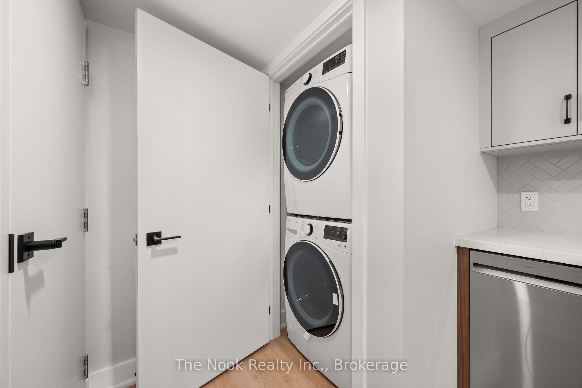 Photo 43 of 153 Elizabeth Crescent N, Whitby, Blue Grass Meadows — HOMEH