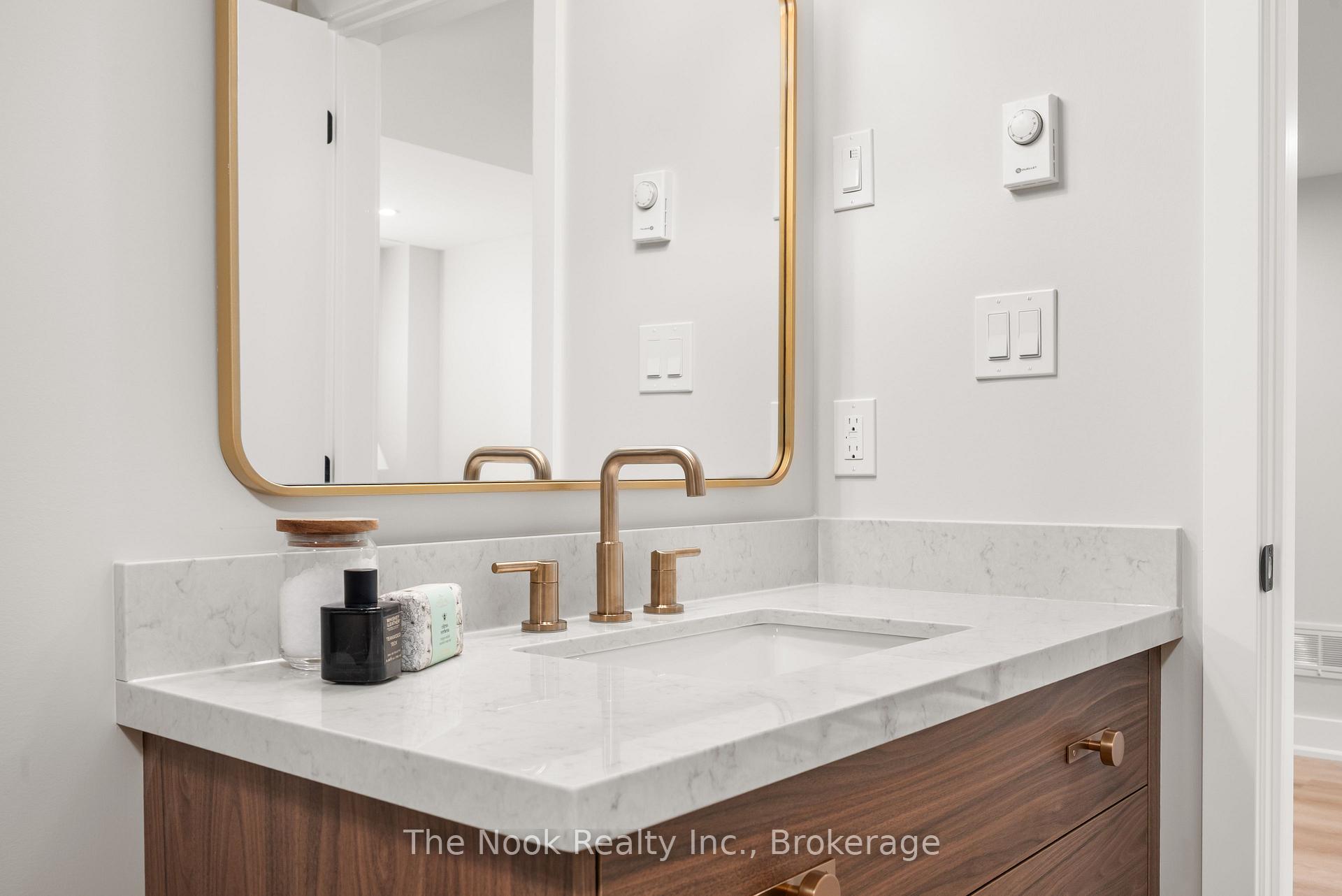 Photo 48 of 153 Elizabeth Crescent N, Whitby, Blue Grass Meadows — HOMEH