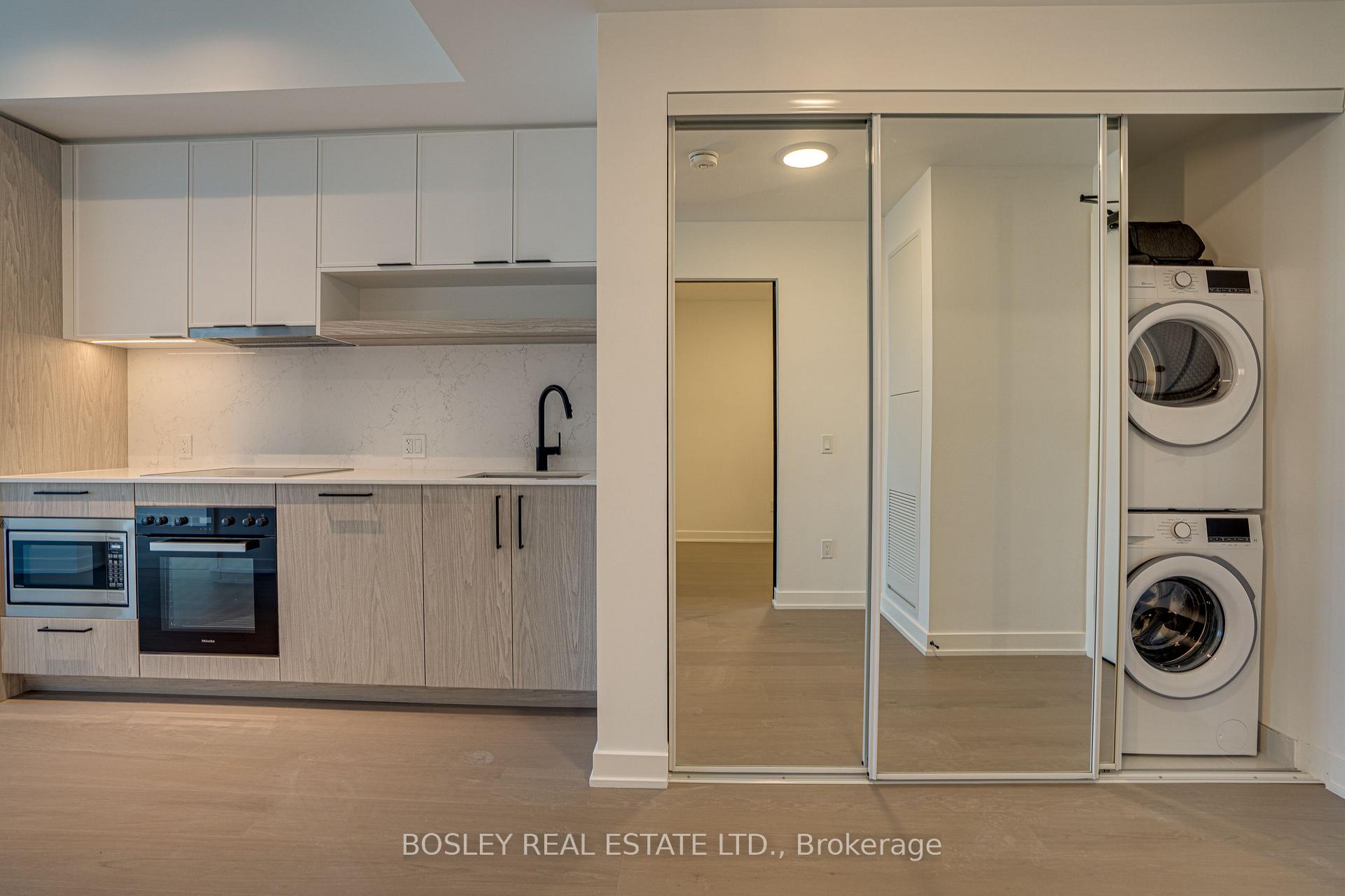 Photo 9 of Unit 812, 91 Montclair Avenue, Toronto, Forest Hill South — HOMEH