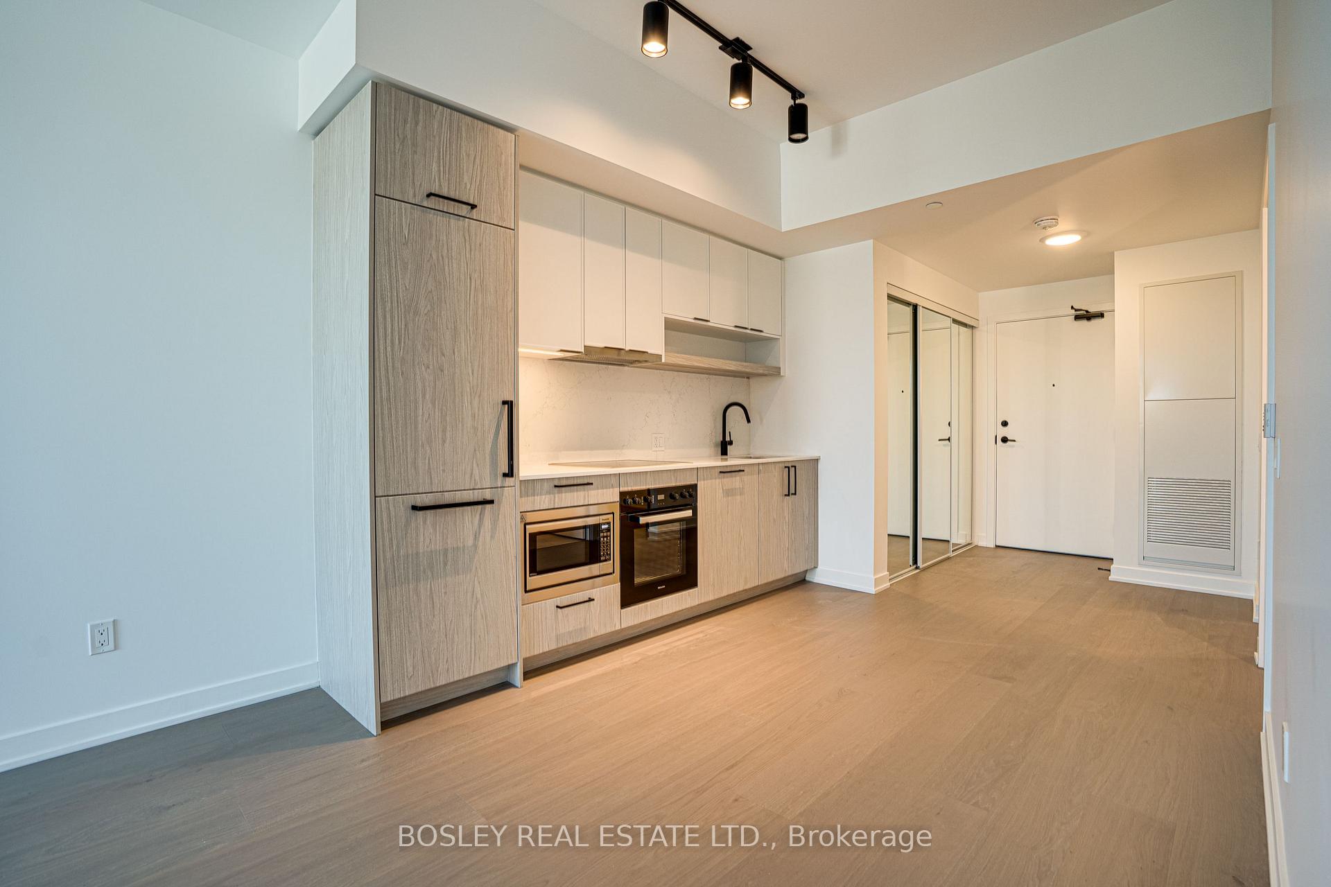 Photo 17 of Unit 812, 91 Montclair Avenue, Toronto, Forest Hill South — HOMEH