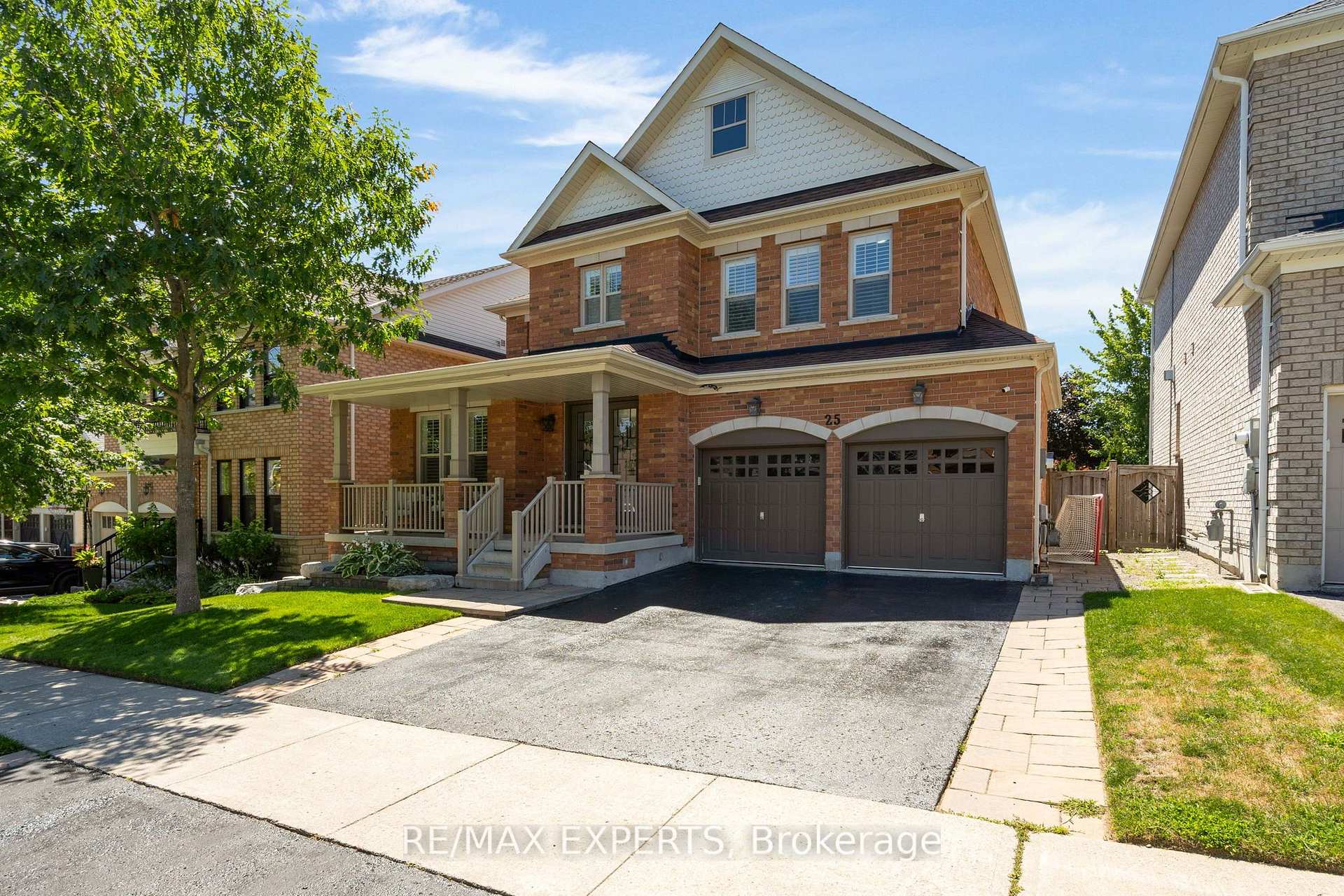 Photo 2 of 25 Mccandless Court, Caledon, Caledon East — HOMEH
