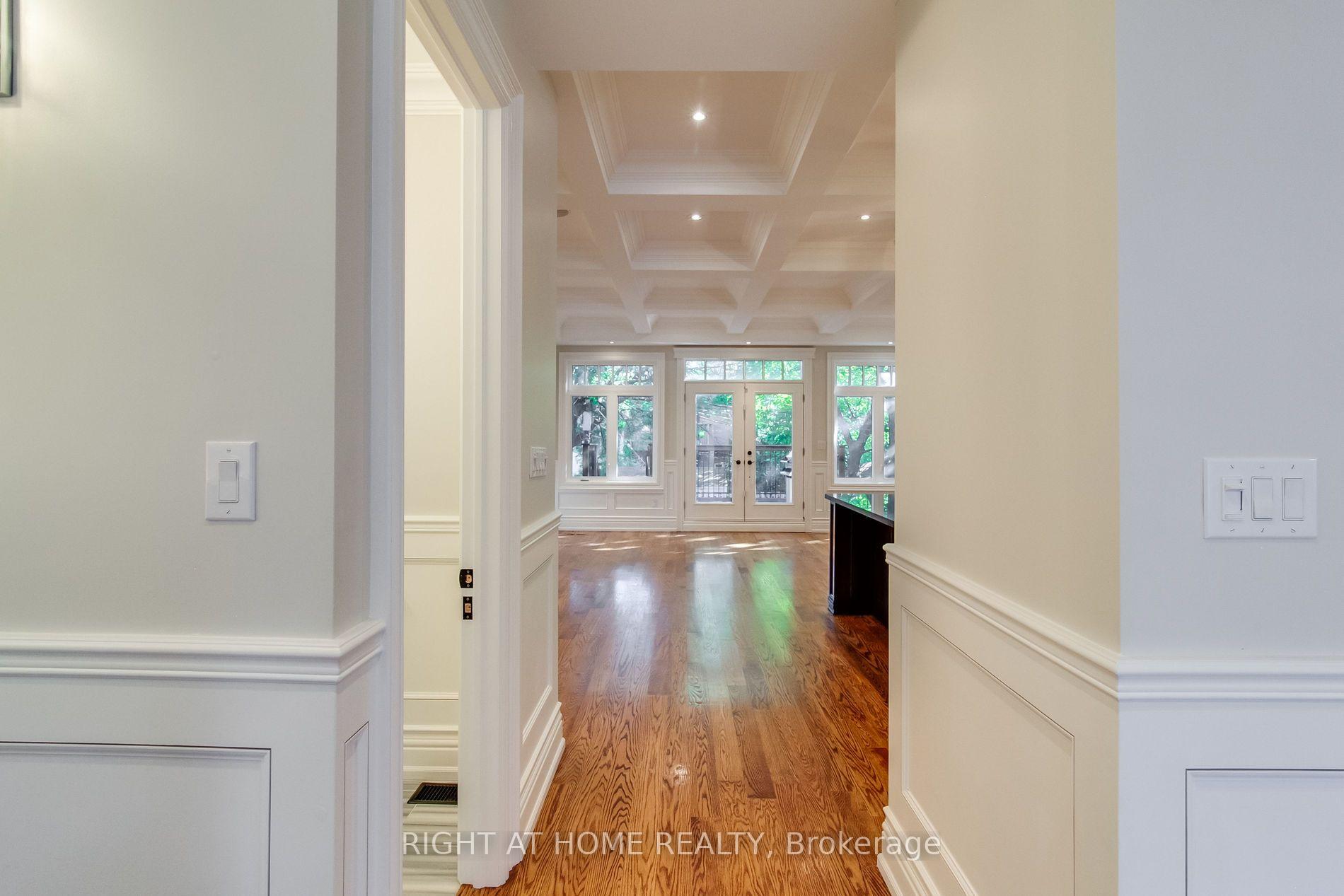 Photo 12 of 109 Banff Road, Toronto, Mount Pleasant East — HOMEH