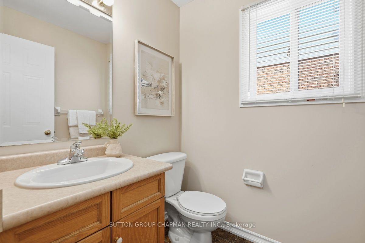 Photo 16 of 785 Capulet Lane, London, North M — HOMEH