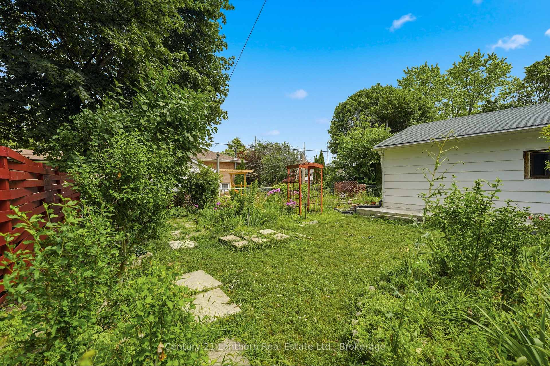 Photo 29 of 39 Linton Park Road, Belleville, Belleville Ward — HOMEH