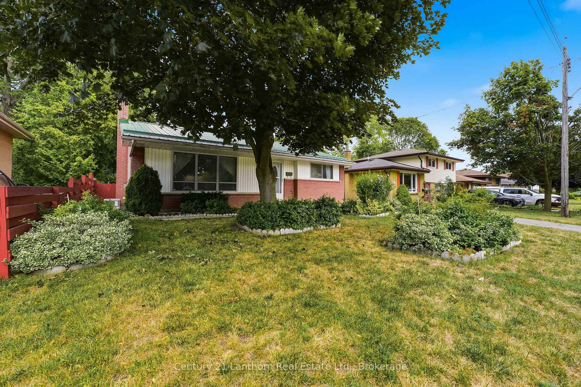 Photo 33 of 39 Linton Park Road, Belleville, Belleville Ward — HOMEH