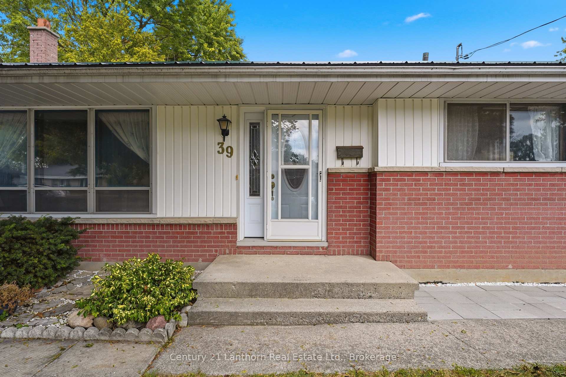 Photo 34 of 39 Linton Park Road, Belleville, Belleville Ward — HOMEH