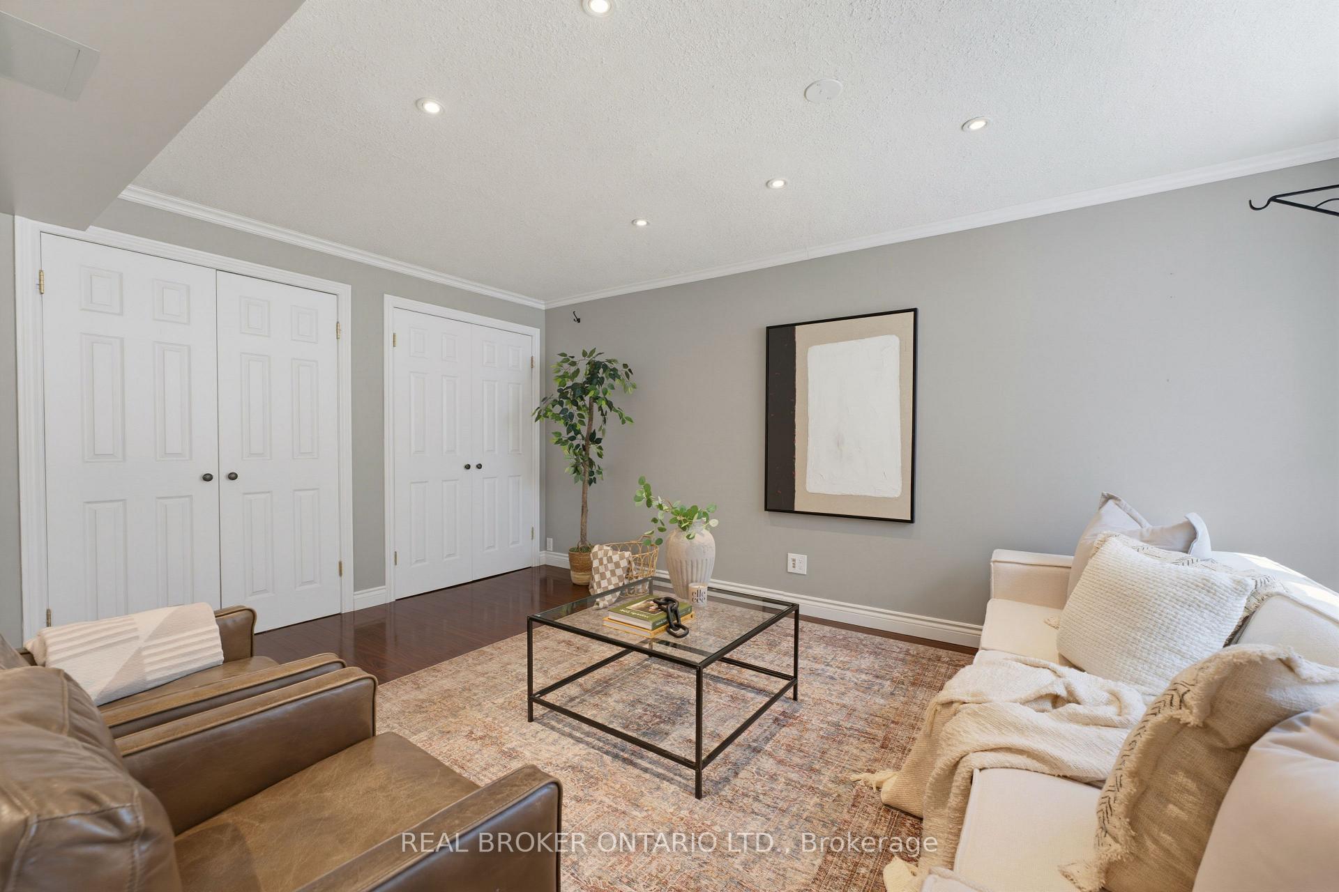 Photo 5 of 94 First Street W, Woolwich, Elmira — HOMEH