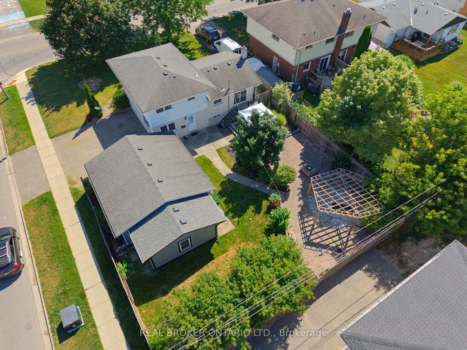 Photo 28 of 94 First Street W, Woolwich, Elmira — HOMEH
