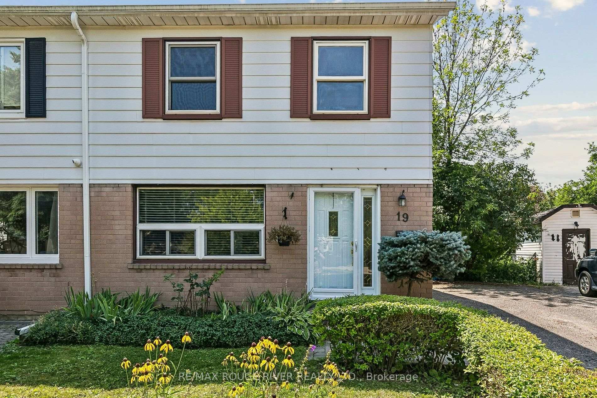 Front of 19 Tinbury Place