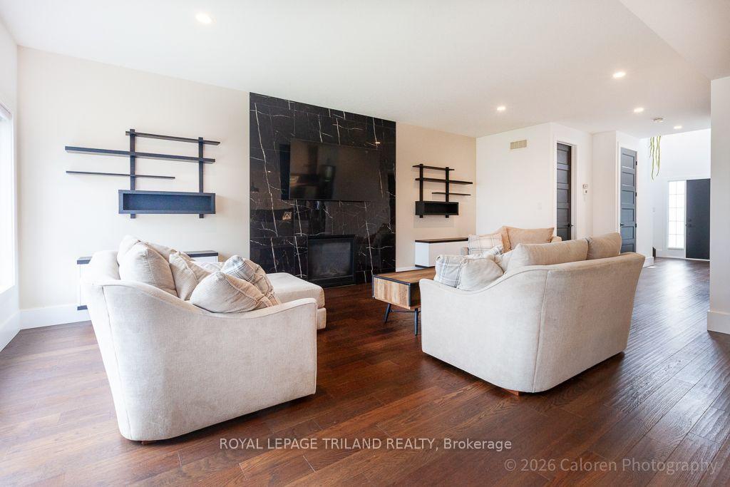 Photo 6 of 108 Spencer Avenue, Lucan Biddulph, Lucan — HOMEH
