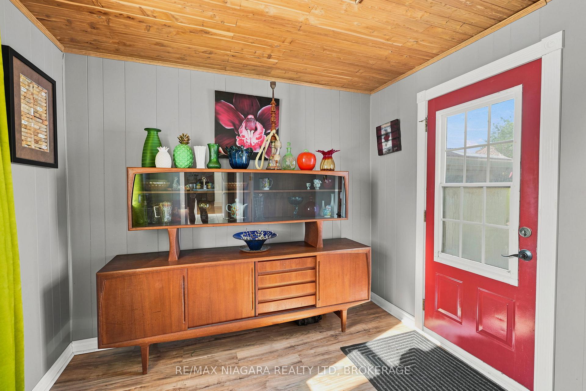 Photo 8 of 54 Fairview Road, Grimsby, Grimsby Beach — HOMEH