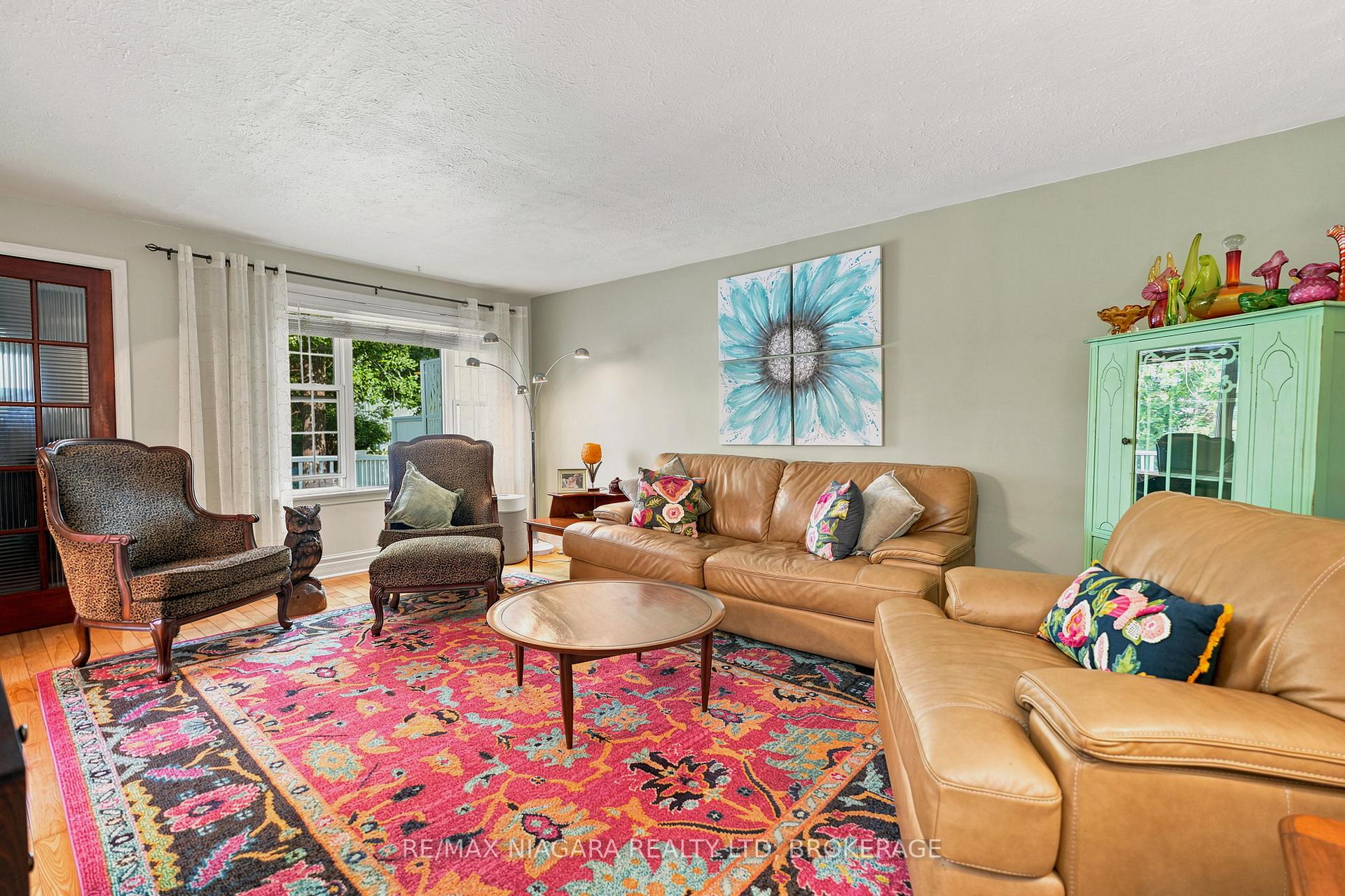 Photo 9 of 54 Fairview Road, Grimsby, Grimsby Beach — HOMEH