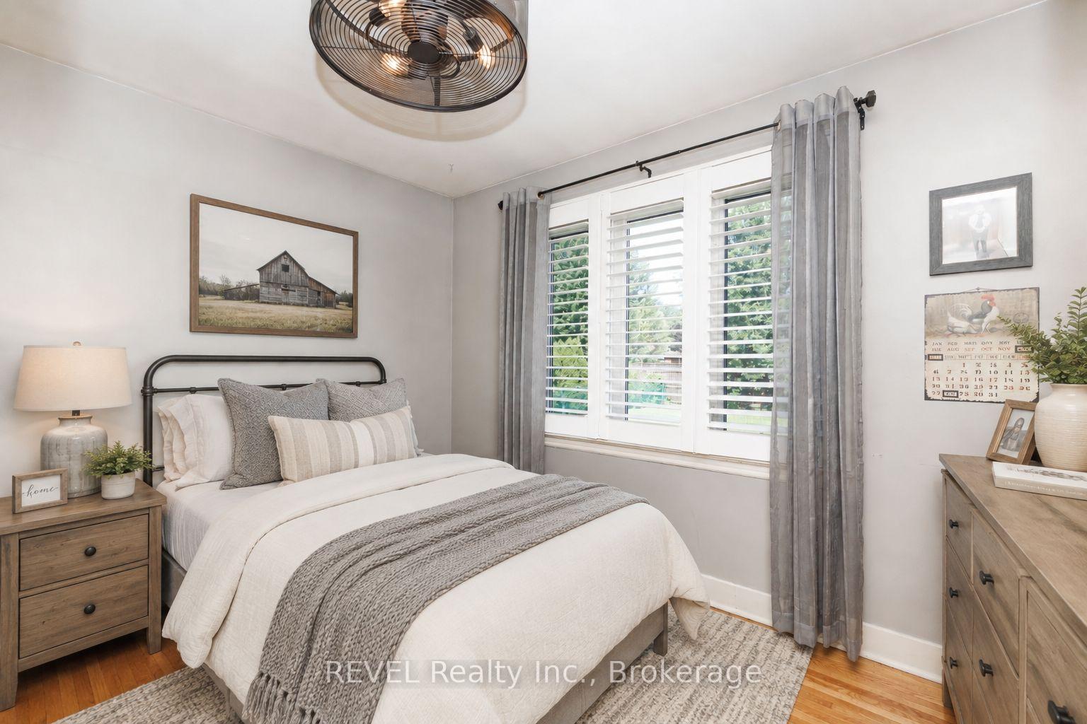 Photo 14 of 3385 Callan Street, Niagara Falls, Chippawa — HOMEH