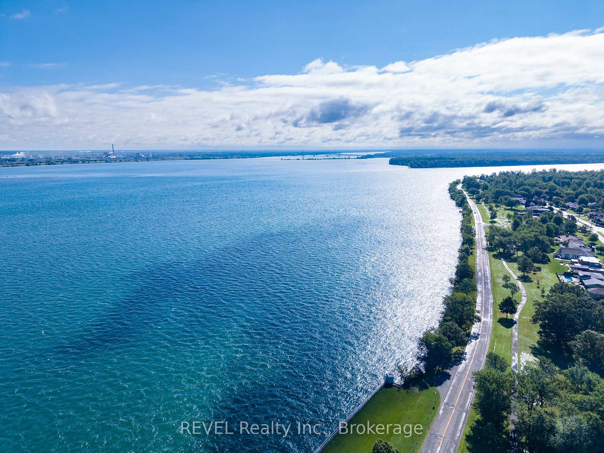 Photo 30 of 3385 Callan Street, Niagara Falls, Chippawa — HOMEH