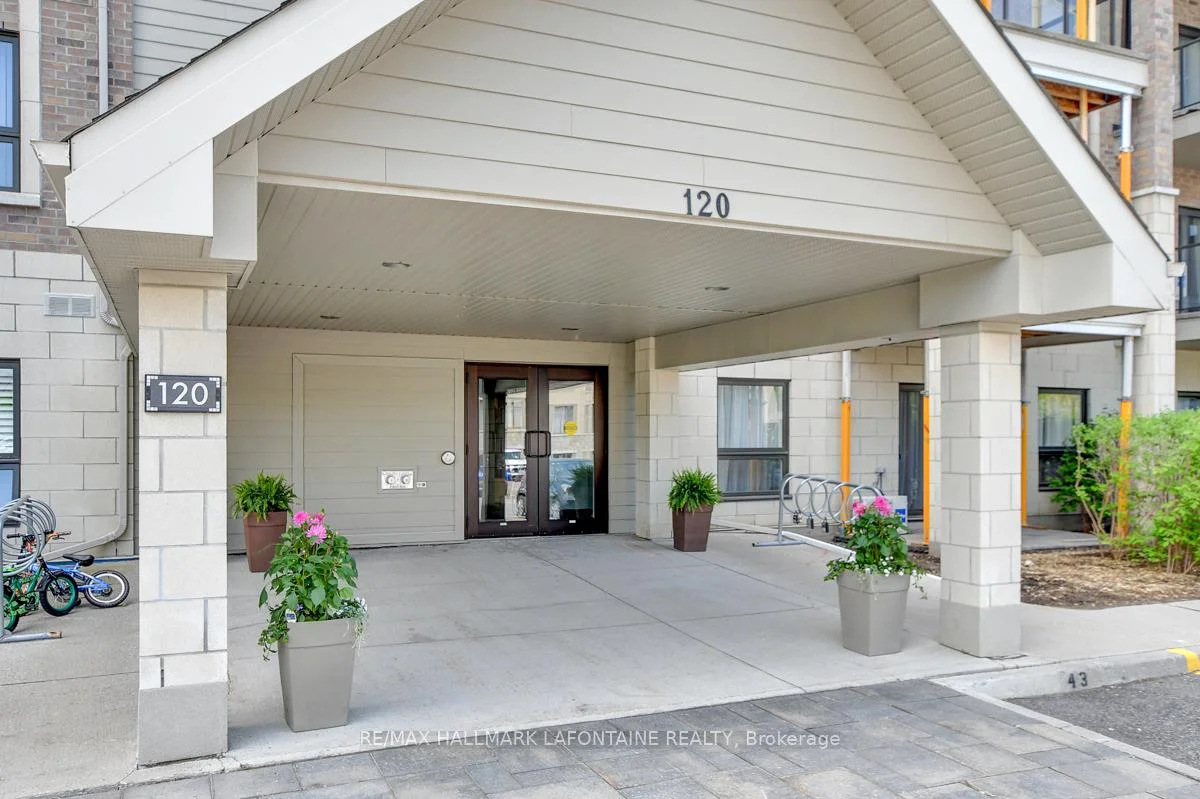 Photo 3 of Unit 114, 120 Prestige Circle, Ottawa, Chatelaine Village — HOMEH