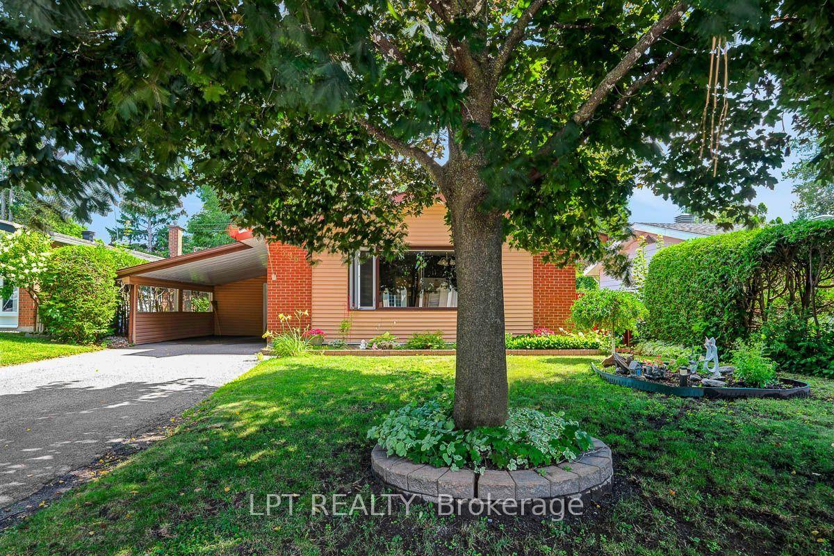 Photo 2 of 2396 Heaton Avenue, Ottawa, Hawthorne Meadows — HOMEH