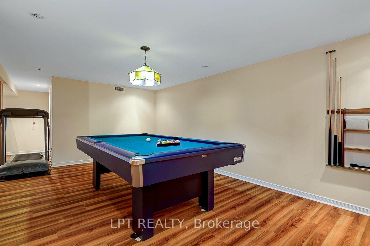 Photo 35 of 2396 Heaton Avenue, Ottawa, Hawthorne Meadows — HOMEH