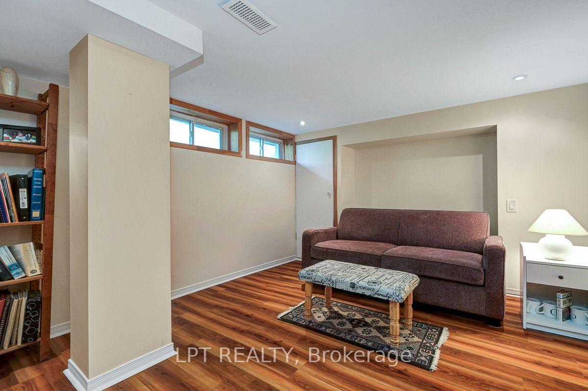 Photo 36 of 2396 Heaton Avenue, Ottawa, Hawthorne Meadows — HOMEH