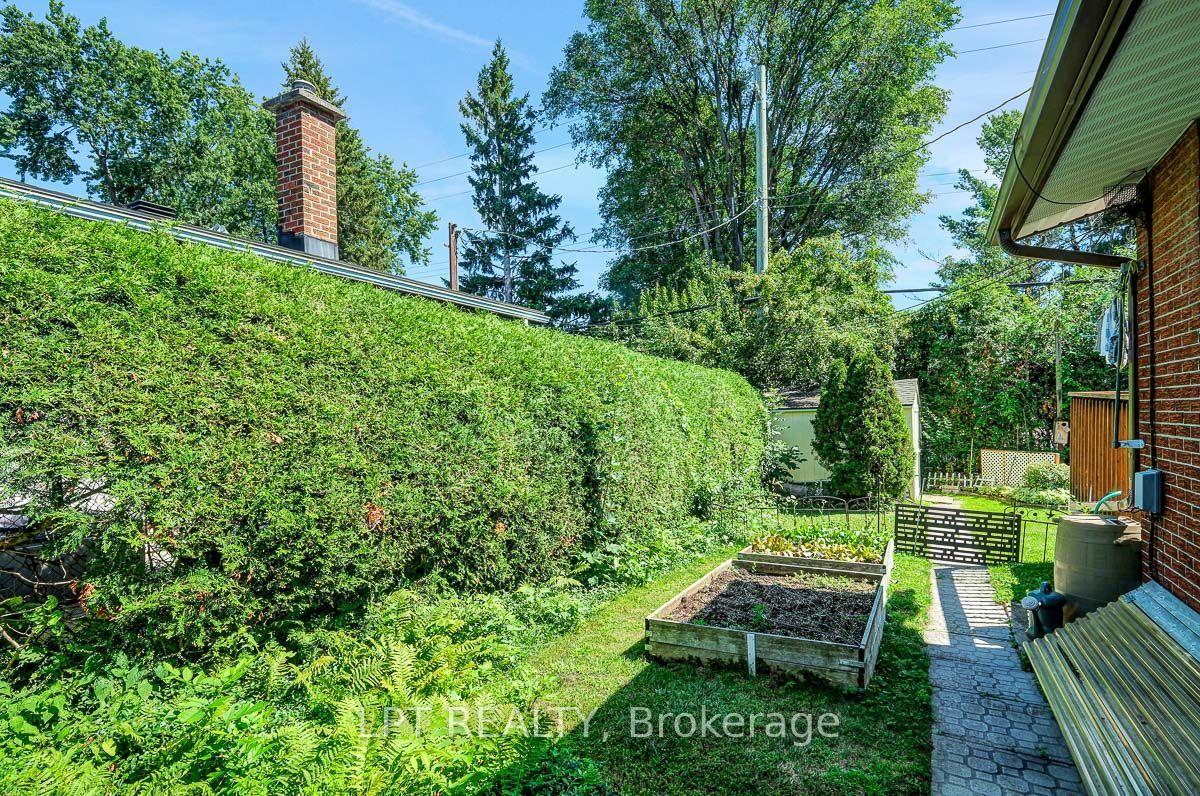 Photo 48 of 2396 Heaton Avenue, Ottawa, Hawthorne Meadows — HOMEH