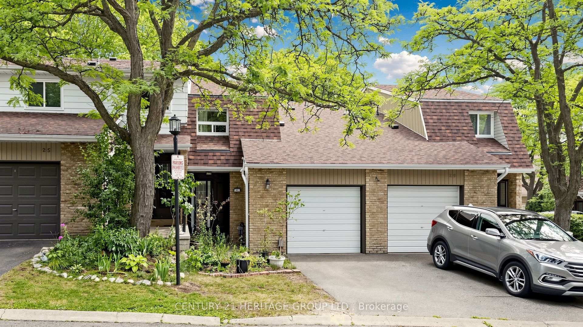 Photo 2 of 27 Dunkeld Way, Markham, Royal Orchard — HOMEH