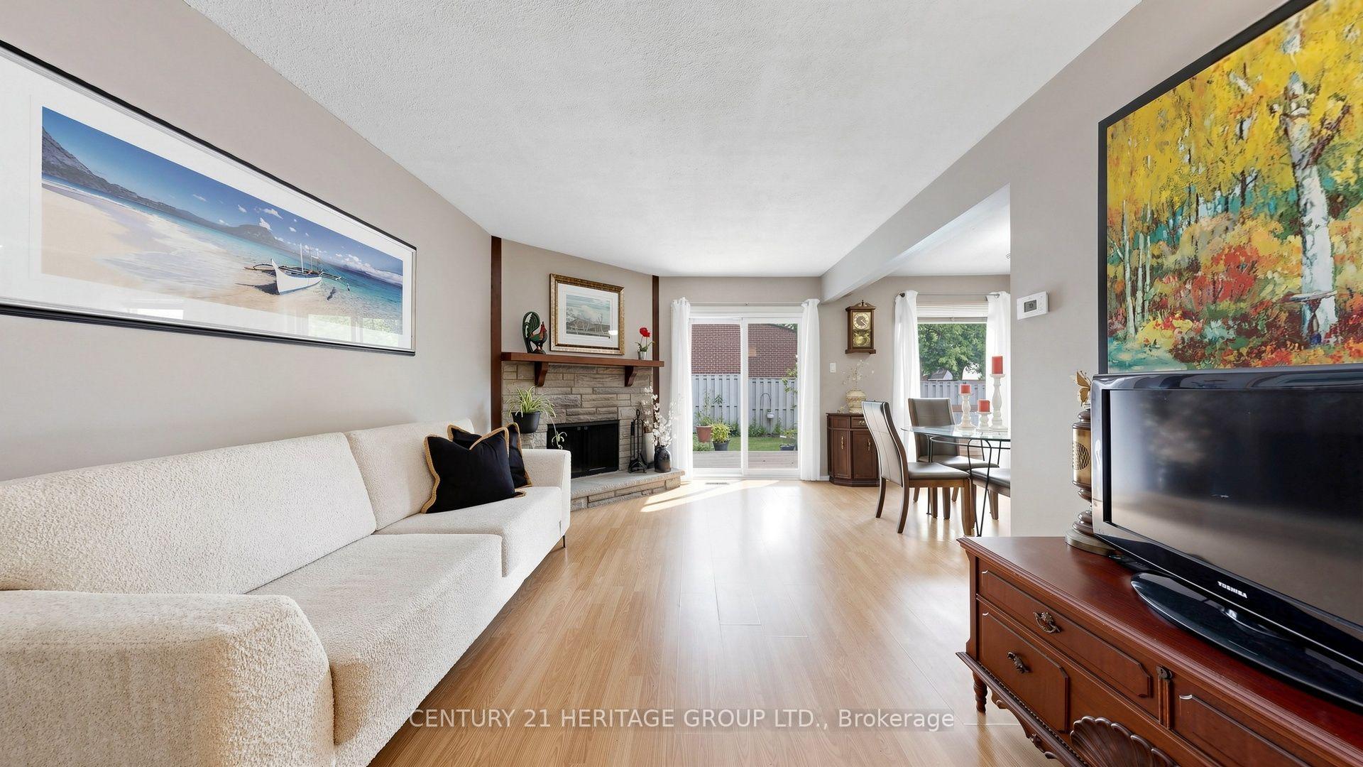 Photo 5 of 27 Dunkeld Way, Markham, Royal Orchard — HOMEH