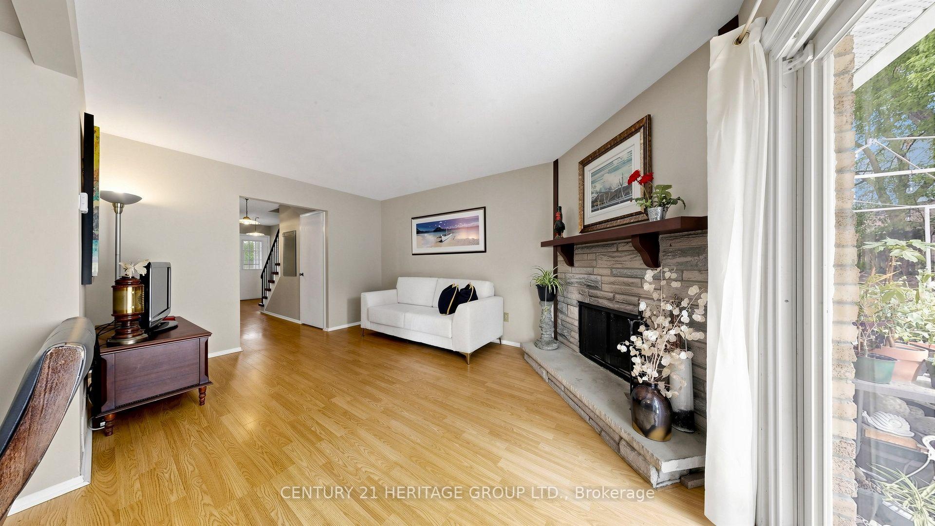Photo 6 of 27 Dunkeld Way, Markham, Royal Orchard — HOMEH