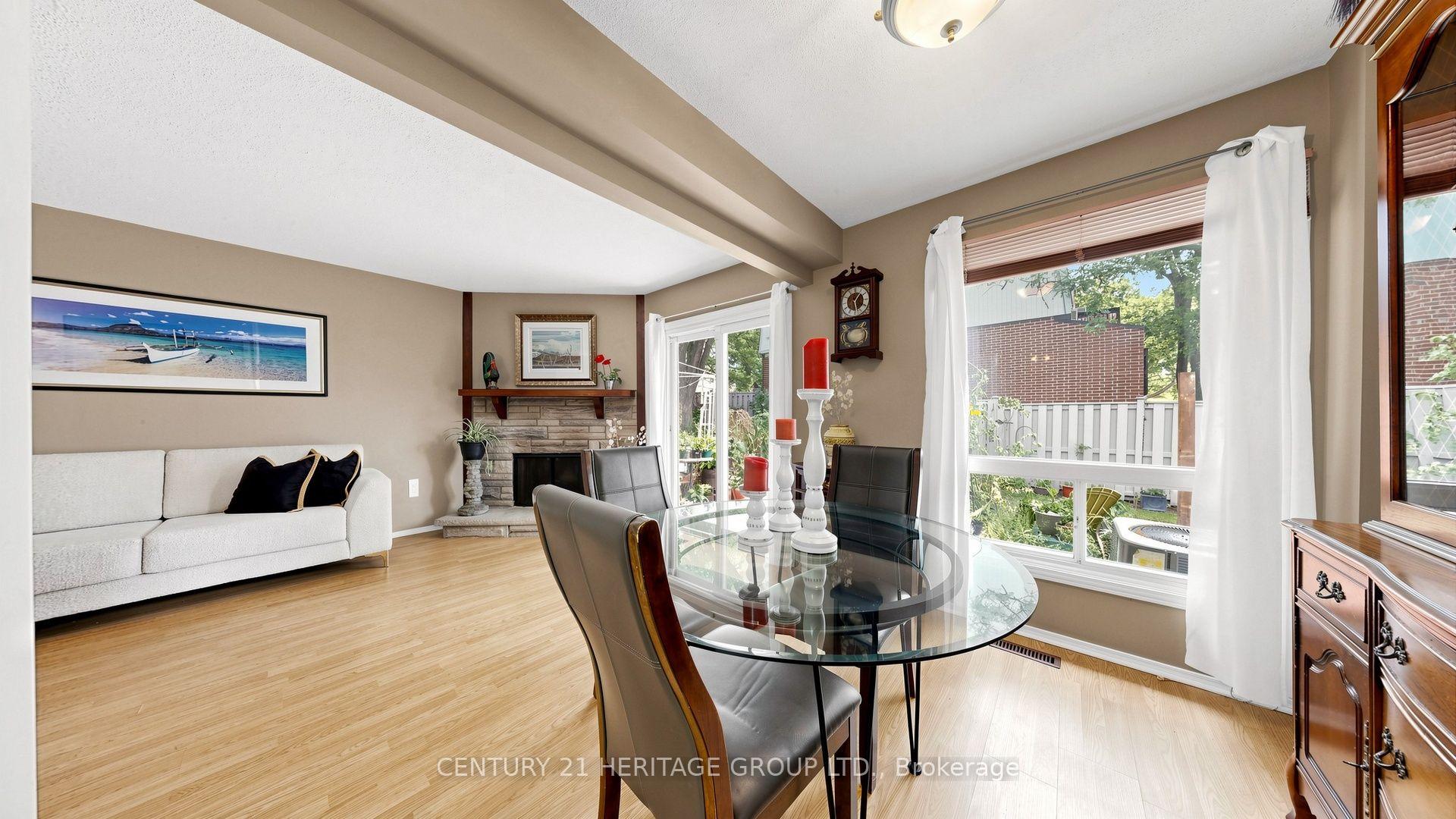 Photo 11 of 27 Dunkeld Way, Markham, Royal Orchard — HOMEH