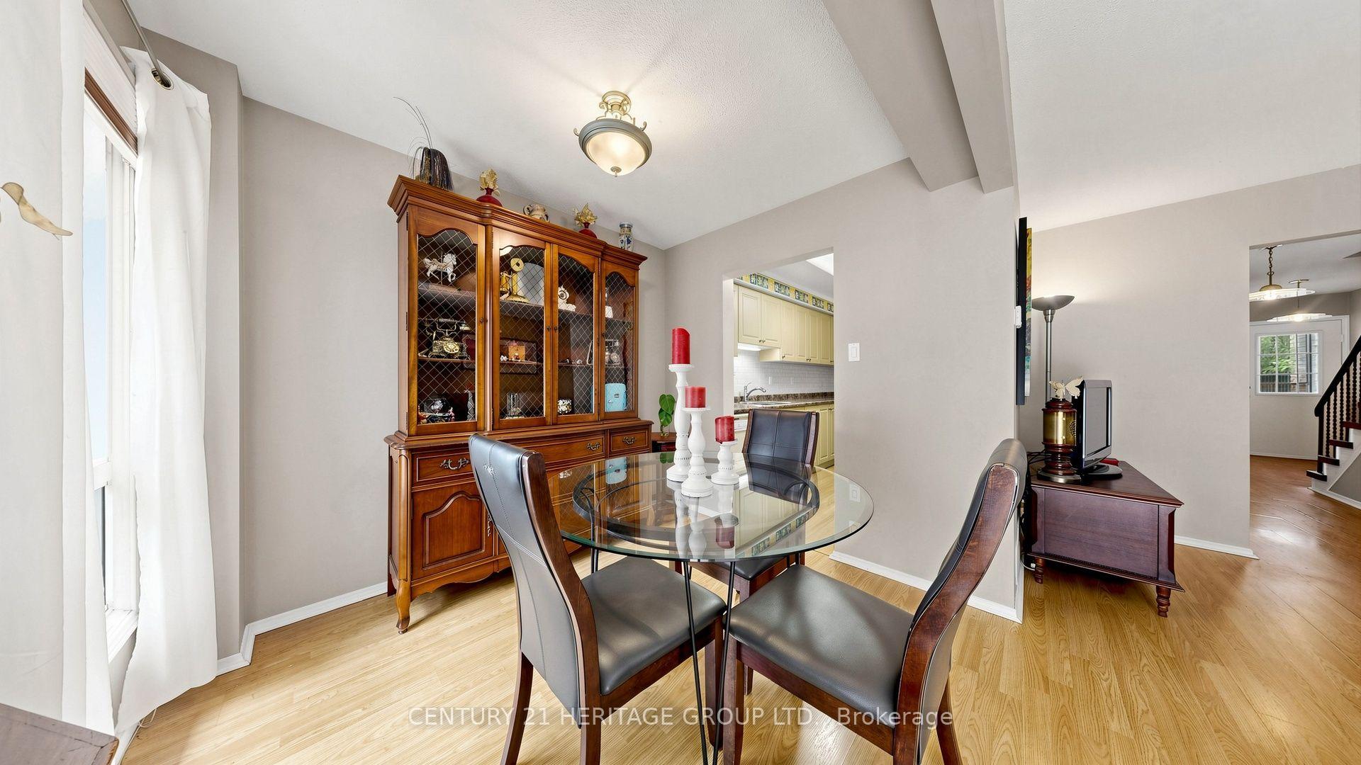 Photo 13 of 27 Dunkeld Way, Markham, Royal Orchard — HOMEH