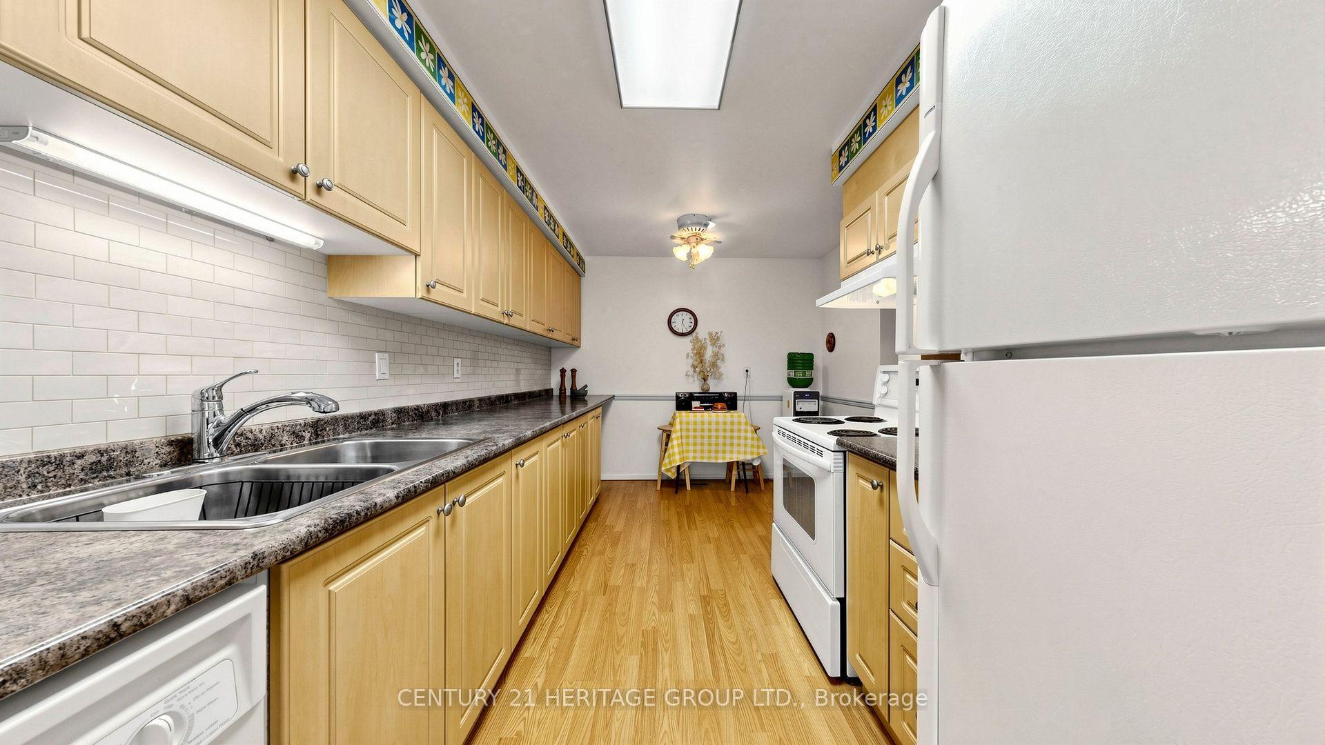 Photo 19 of 27 Dunkeld Way, Markham, Royal Orchard — HOMEH