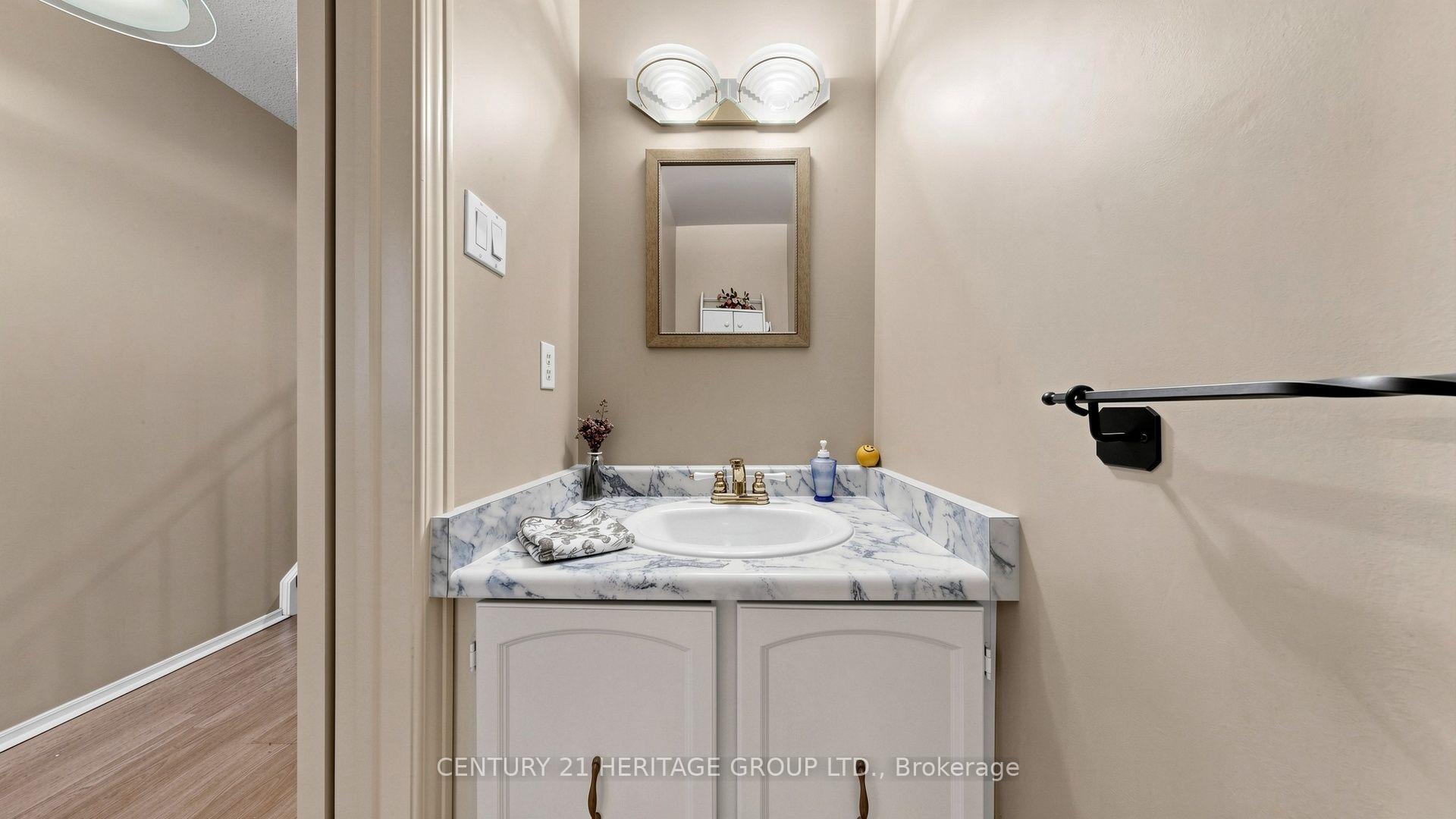 Photo 21 of 27 Dunkeld Way, Markham, Royal Orchard — HOMEH