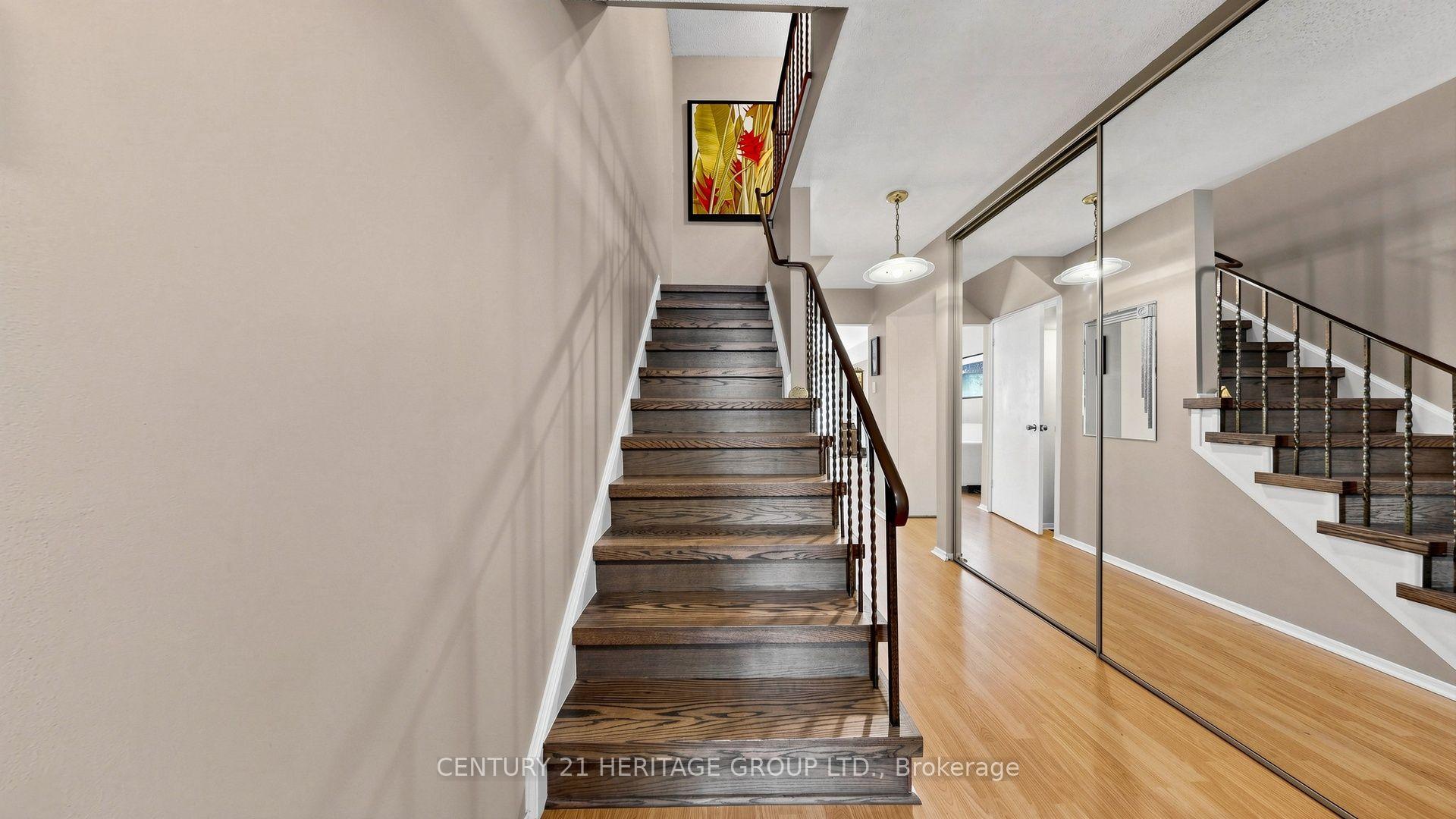 Photo 24 of 27 Dunkeld Way, Markham, Royal Orchard — HOMEH