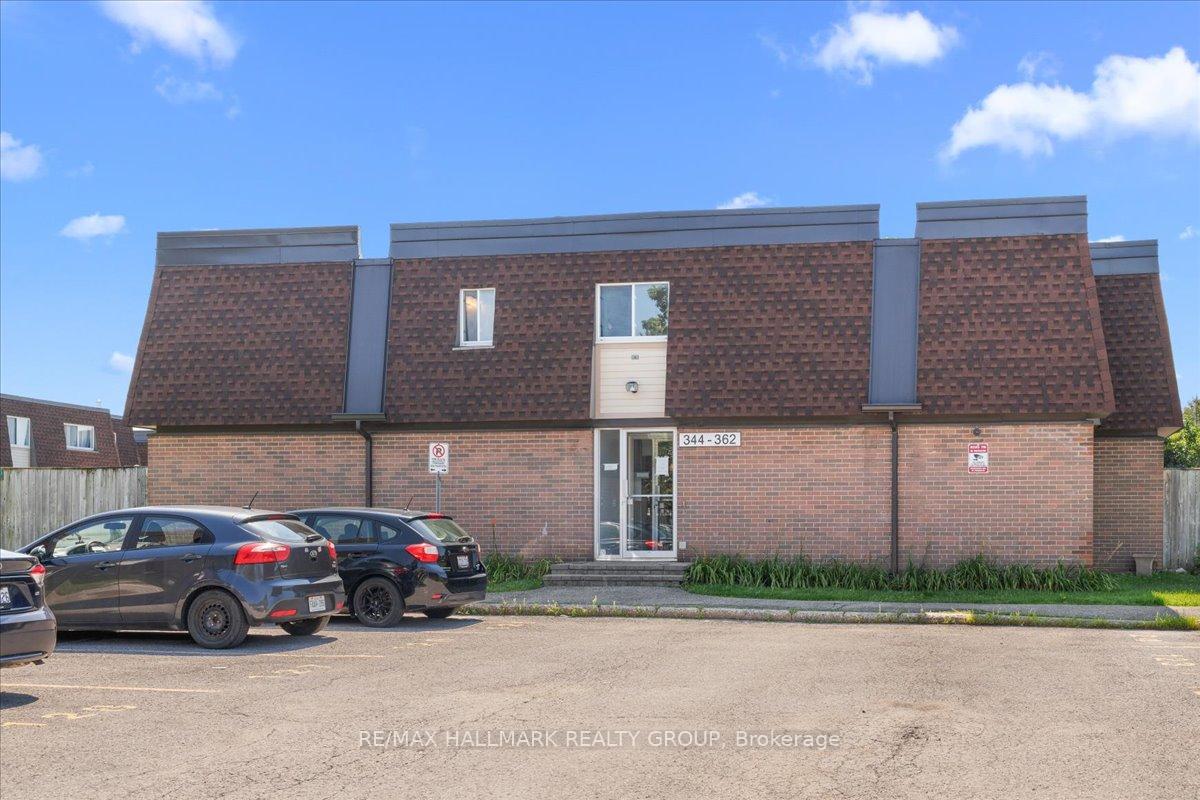 Photo 32 of 346 Garden Glen Private, Ottawa, Meadowlands/Crestview — HOMEH